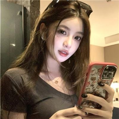 巴黎拜金女